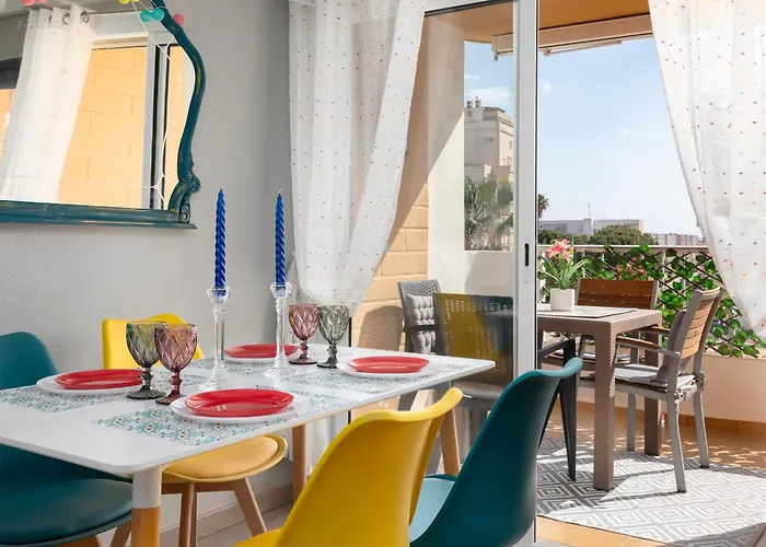 Gandia Vintage Retro Apartment