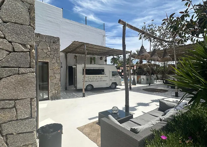 Paiise Hotels