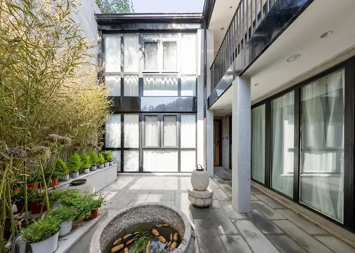 Hotel Aaliyah Nan Luo Gu Xiang Wang Fu Jing Houhai Branch