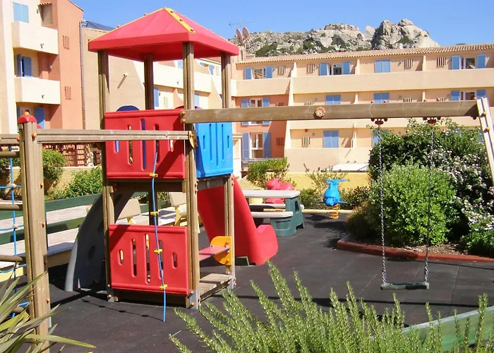 Hotel With Swimming Pool In La Maddalena, Breakfast Included