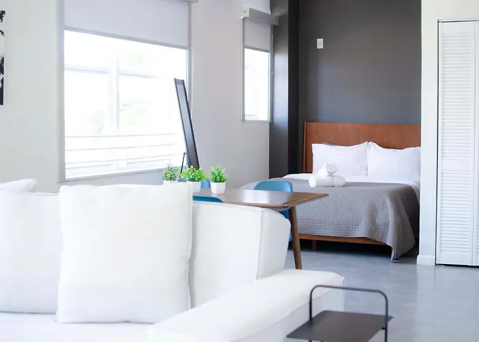 Franklin Suites South Beach