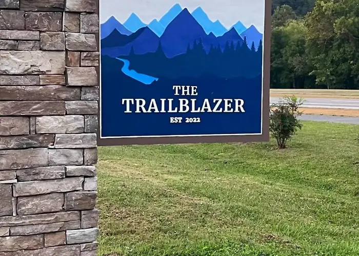 Wildflower Room At The Trailblazer Unit 11
