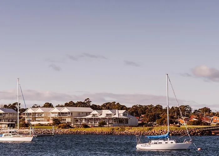 York Cove Hotel