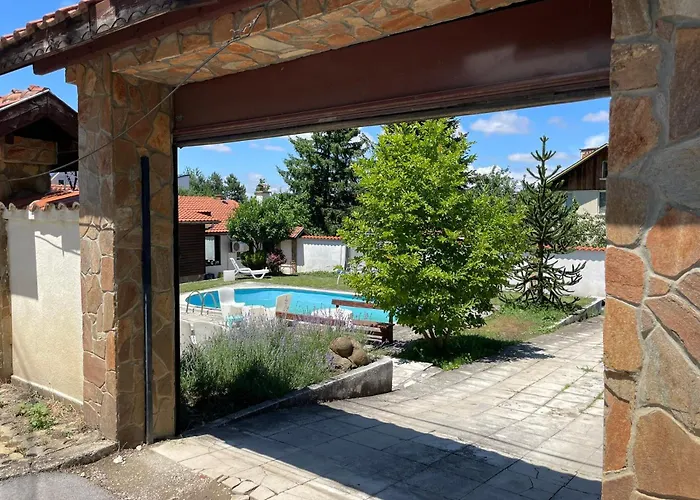 Lea Hause With Swimming Pool,Jacuzzi In Vitosha Montain And Free Parking