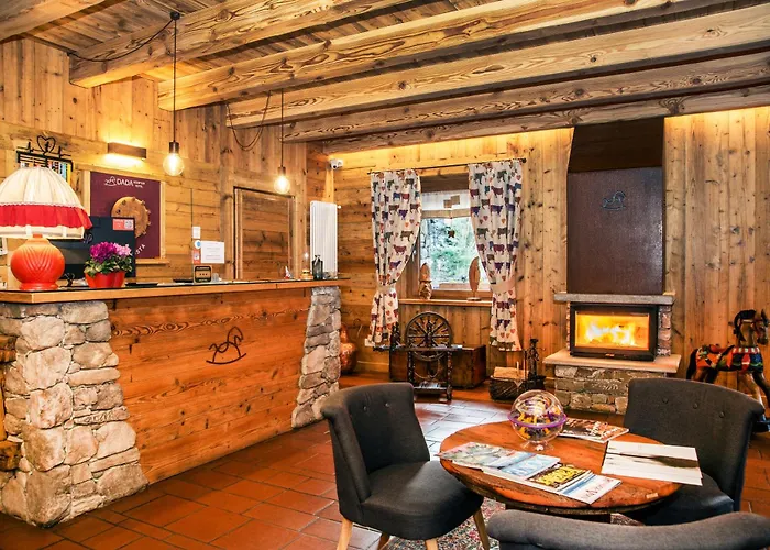 Dada Mountain Hotel