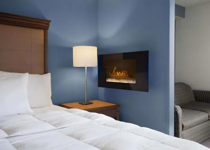 Days Inn By Wyndham Lacey Olympia Area