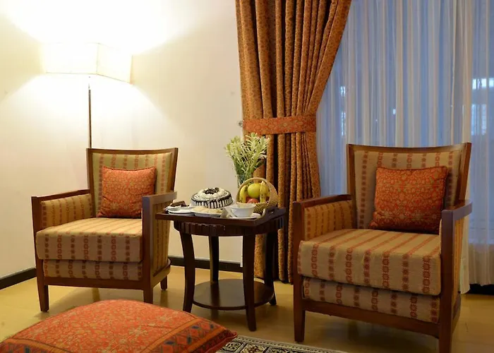 Park Lane Hotel
