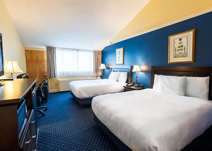 Fireside Inn & Suites Waterville
