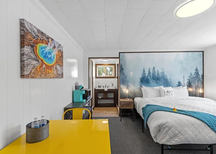 Lazy Duck Inn
