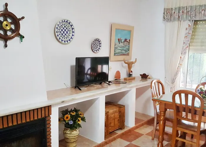 Chalet Adosado con dos terrazas y piscina
