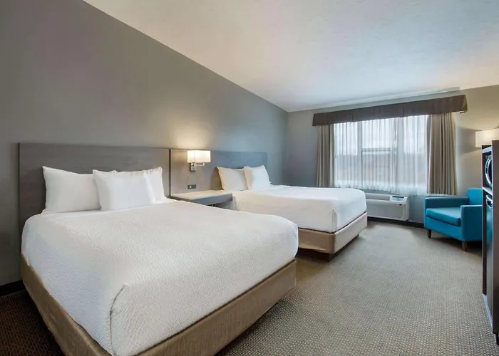 Days Inn & Suites By Wyndham Moncton
