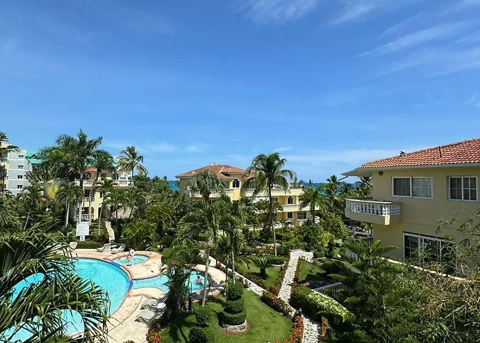 Las Palmeras By Graziano Boca Chica 