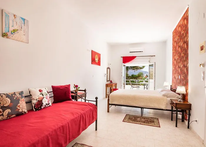 Perama Hotel, Karpathos