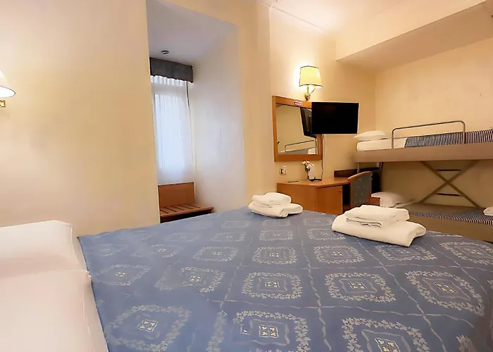 Baltik Guesthouse Roma