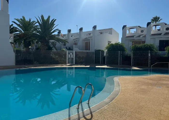 Contemporary House In Cabo Roig