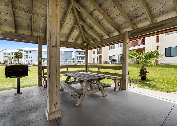 Sunset Harbor Palms 1-311