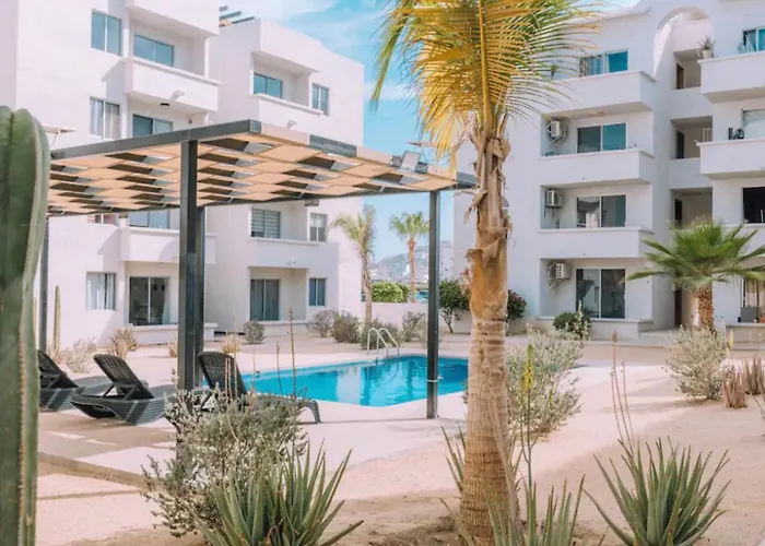 Ocean Condo In The Center Of Cabo San Lucas
