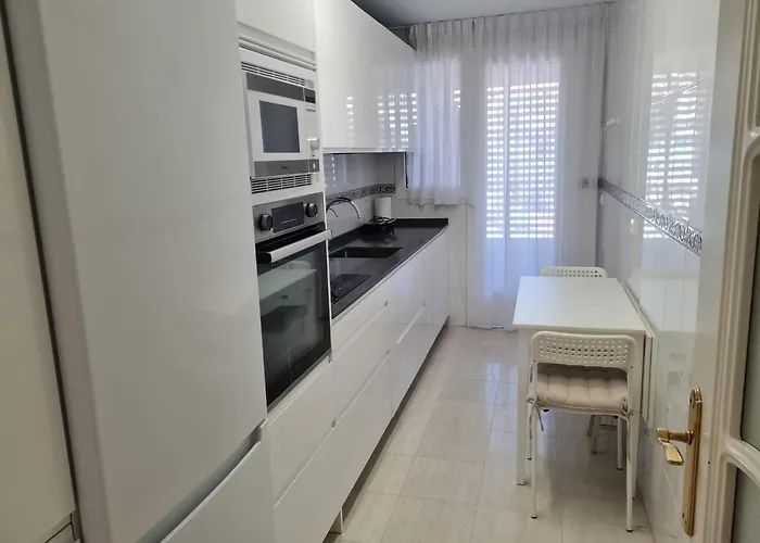 Precioso apartamento nuevo en Torreblanca Fuengirola, a 300m de la playa- piscina, gimnasio, sauna