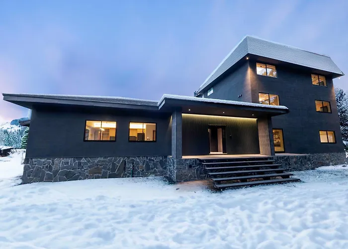 Ski Inn Hakuba, Iwatake