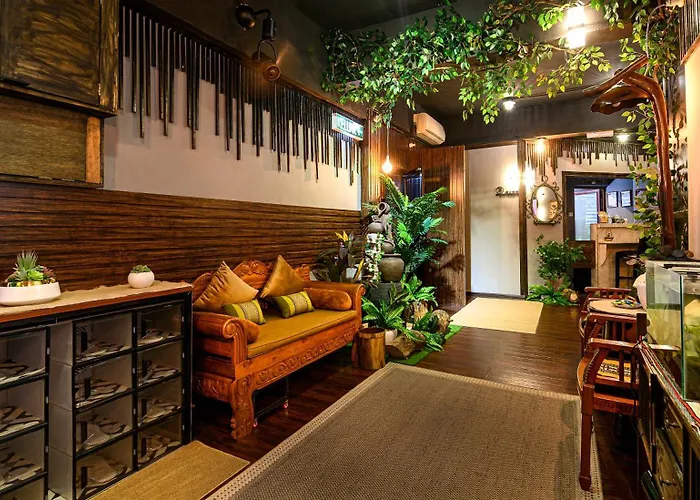 Shalom Suites