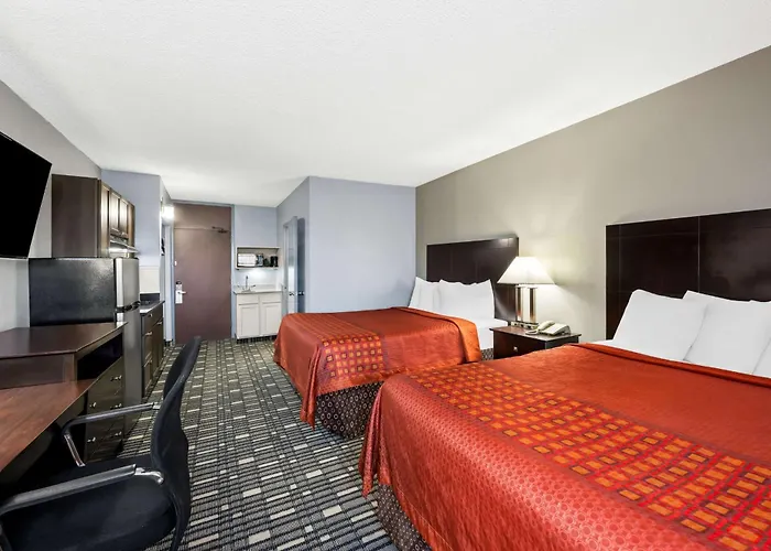 Surestay Plus Hotel By Best Western Lubbock Medical Center