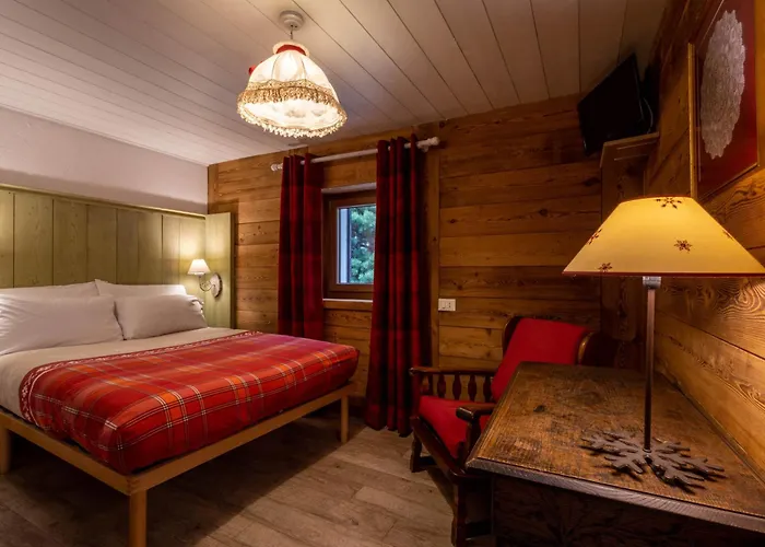 Hotel Petit Dahu - Chambres Et Restaurant