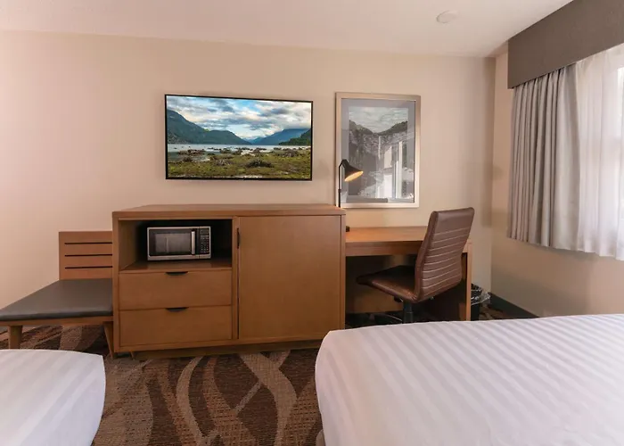 Prestige Hudson Bay Lodge & Conference Centre, Worldhotels