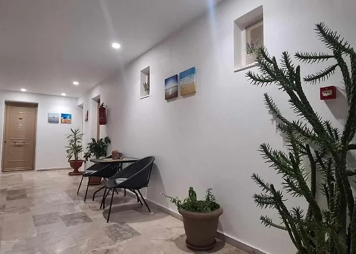 Luis Apartments