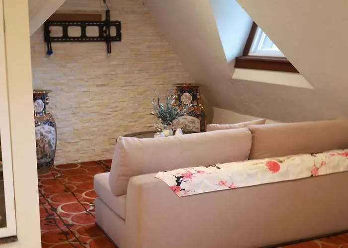 Chateau Connellsville Serenity Terrace Suite
