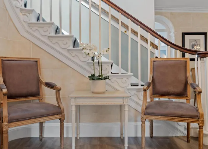Sleeping Bear Hotels Dorchester