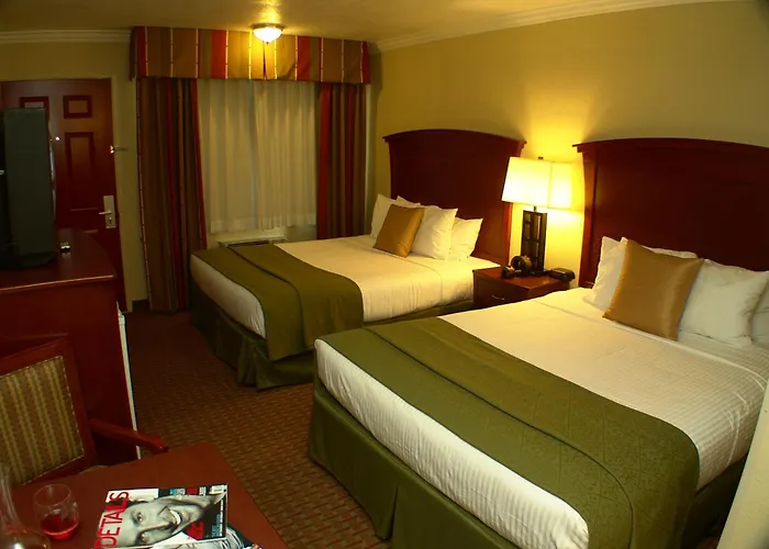 Quality Inn & Suites Santa Cruz Mountains
