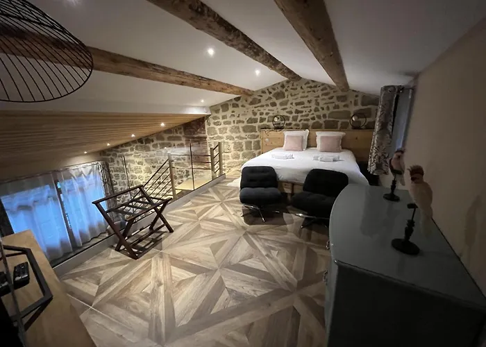 Le 19 - Suite Lafayette 70M2 - Centre Historique - Clim
