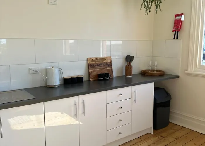 Ark Apartments