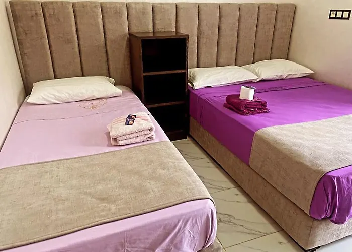 Hotel Al Andalus N4