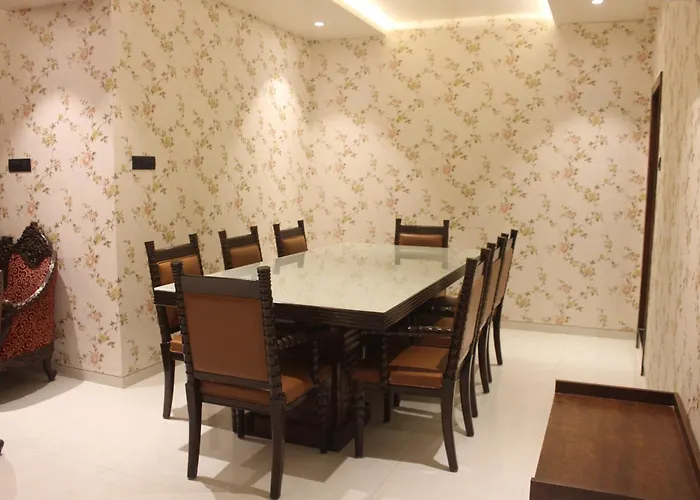 Hotel Madhuban