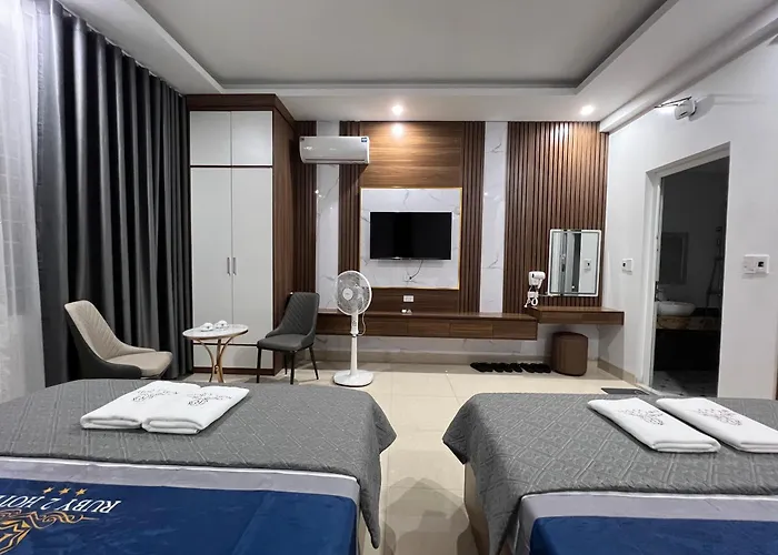 Ruby 2 Hotel