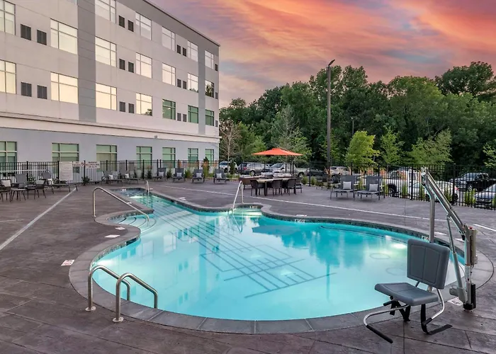 Cambria Hotel Nashville Airport