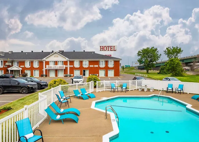 Les Suites de Laviolette Ascend Hotel Collection