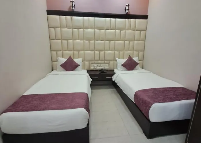 Bajaj'S Karwan Inn