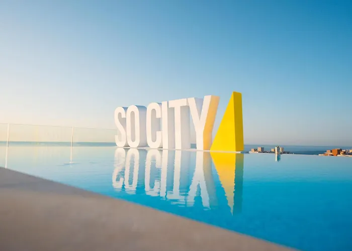 So City Hotel Adults Only Saint Julian's