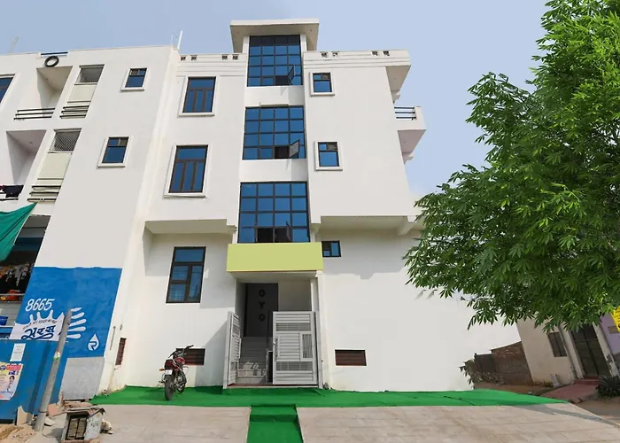 Hotel O Raj Villa 2