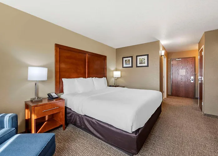 Comfort Inn & Suites