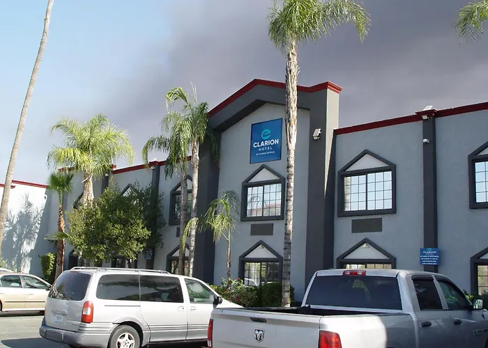 Hiltop Hotel