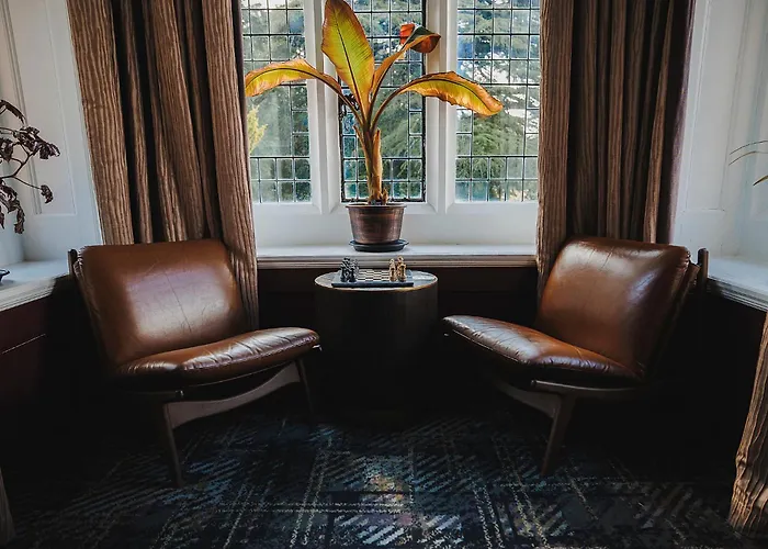 Caer Rhun Hall Hotel