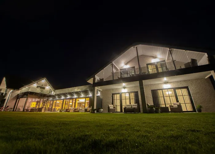 Amber Vip Hotel