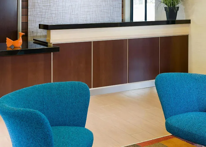Fairfield Inn & Suites Lexington Keeneland Airport
