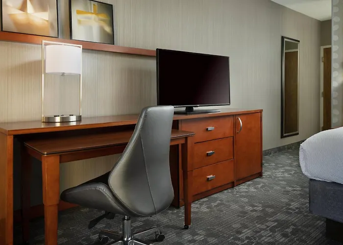 Courtyard By Marriott Phoenix Mesa