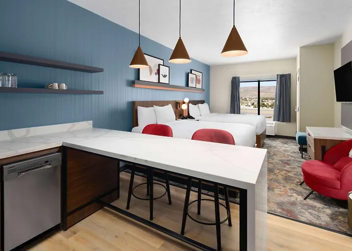 Hawthorn Extended Stay By Wyndham Kingman