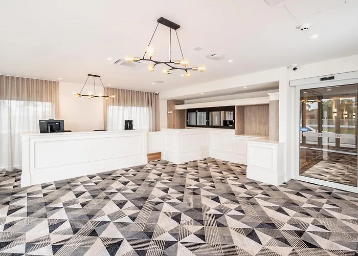 Mantra Shepparton