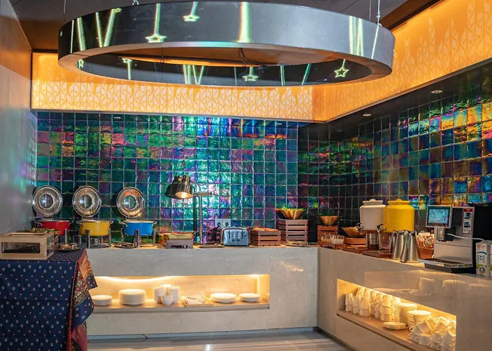 R Rongye Hotel - Gaozhuang Xishuangjing Starlight Night Market Branch